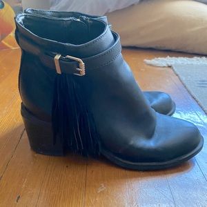 Black Sam Edelman heeled booties.